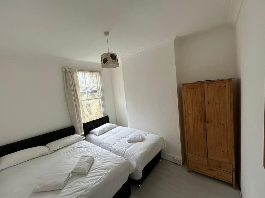 East London 2 Bedroom Flat Εξωτερικό φωτογραφία
