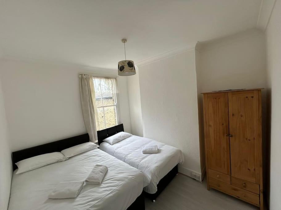 East London 2 Bedroom Flat Εξωτερικό φωτογραφία