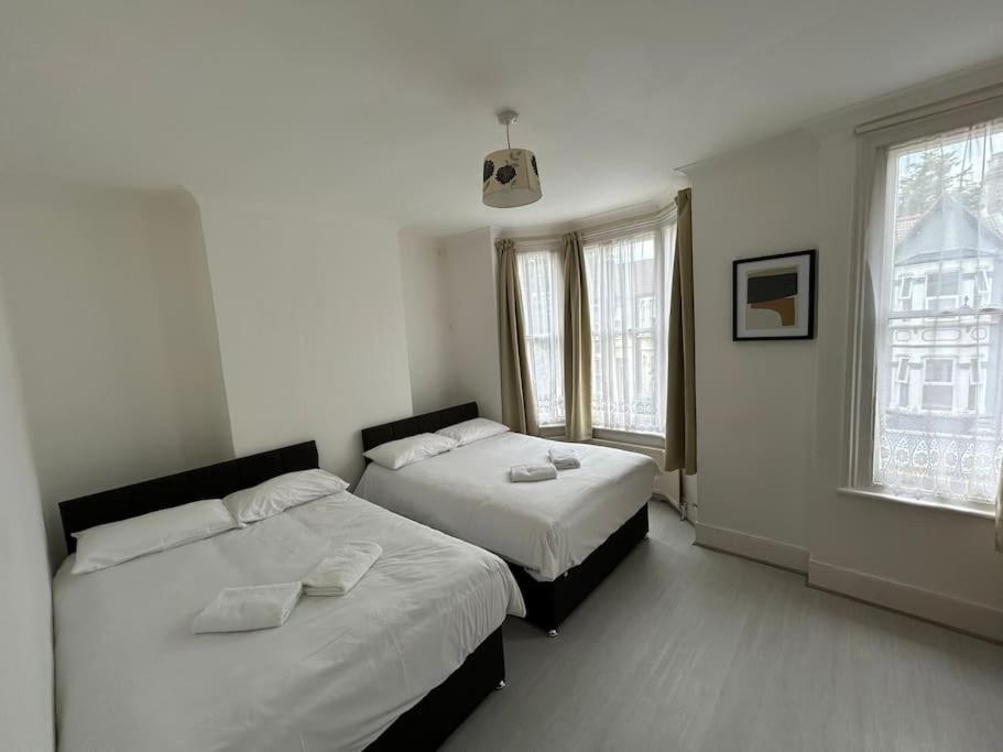 East London 2 Bedroom Flat Εξωτερικό φωτογραφία
